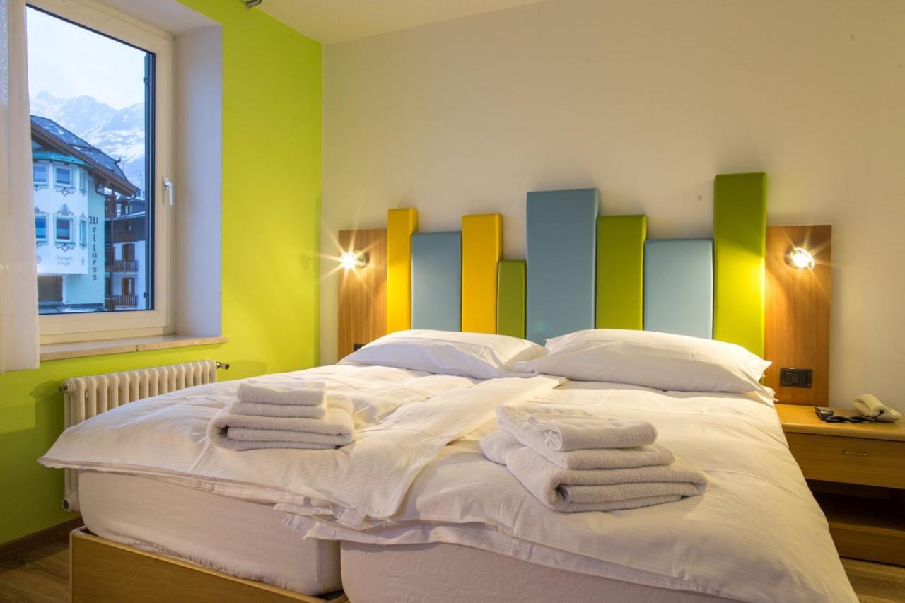 Alpencolor Hotel Tonale باسو ديل تونالي المظهر الخارجي الصورة